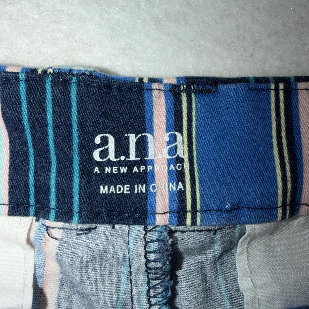 a.n.a. New Approach Striped Twill Shorts ~‎ Women's Size 14